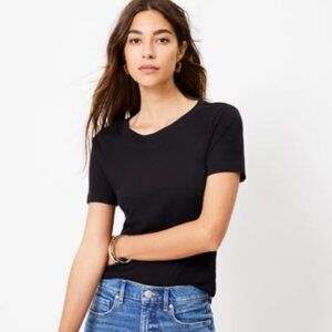 NEW NWT Loft  Ribbed Tee Color: Black